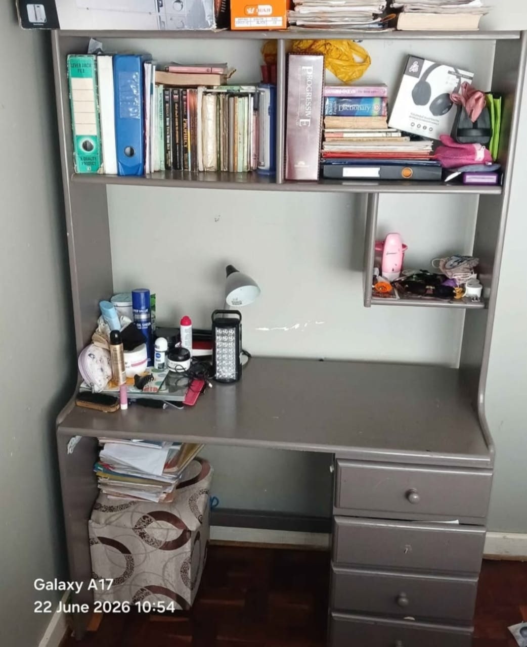 Workstation desk with built-in shelving