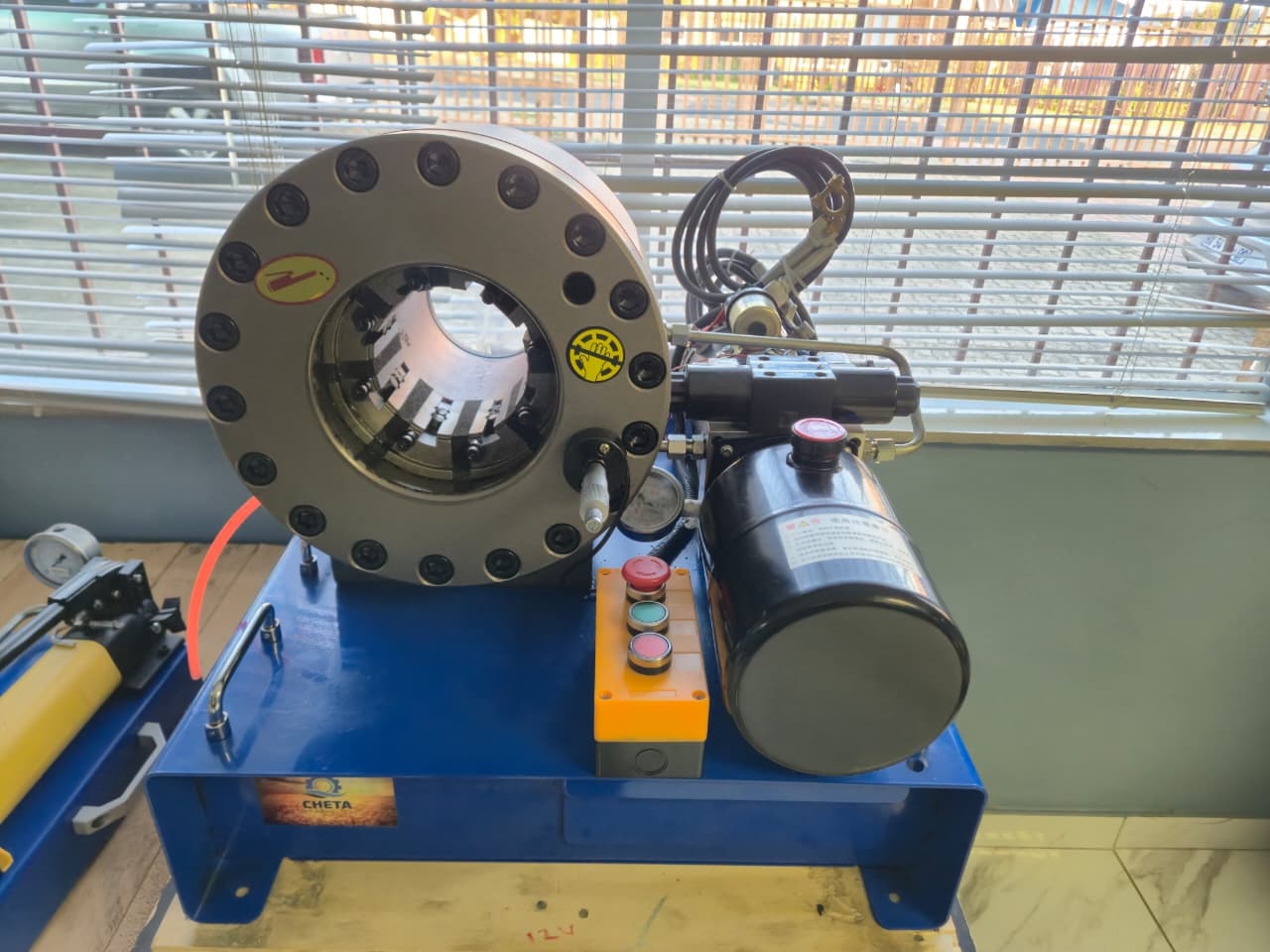 12V MANUAL/MOBILE BATTERY CIMPER