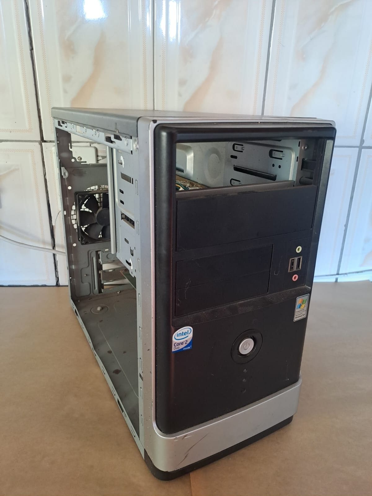 PC shell for parts or build, photo 2
