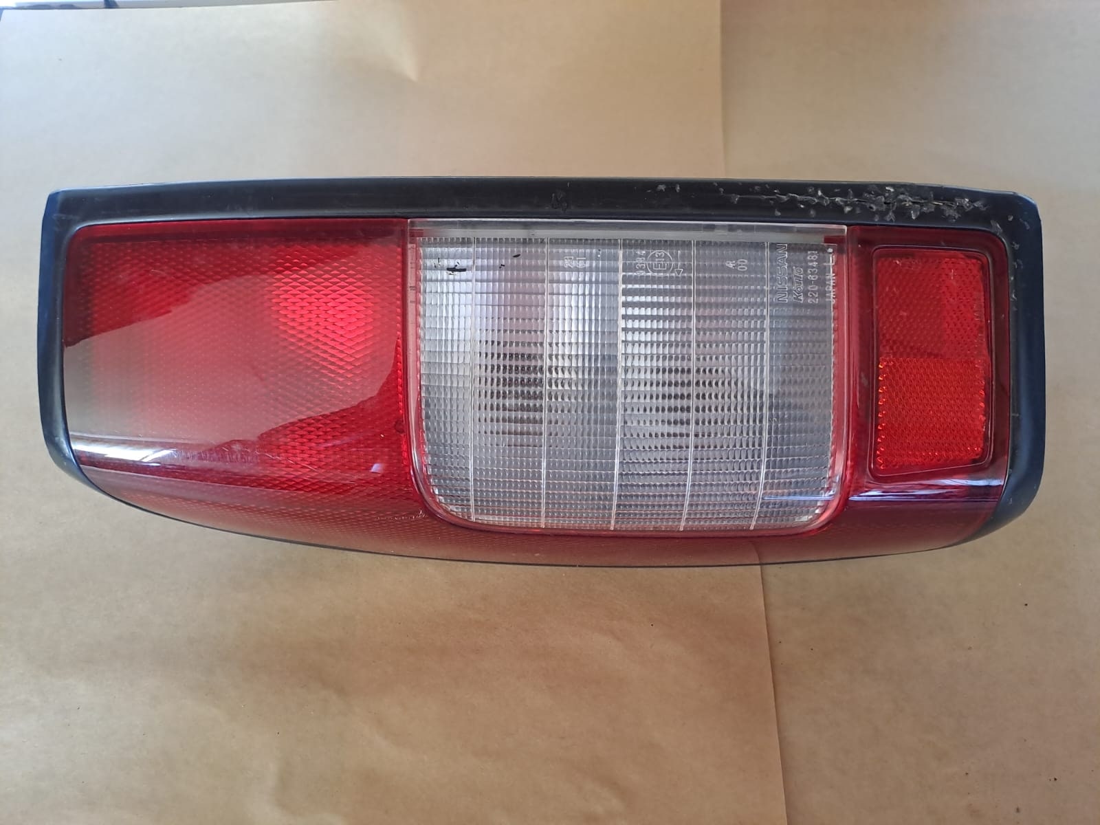 Left tail lamp for Nissan NP300